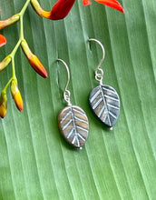 Load image into Gallery viewer, Black Leaf Earrings - Carved Shell