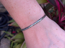 Load image into Gallery viewer, Cuff, Silver Ivy