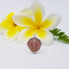 Load image into Gallery viewer, No.2 Sea Shell Capri Ring Size 5